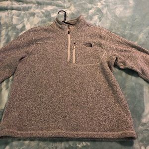 The north face pull over